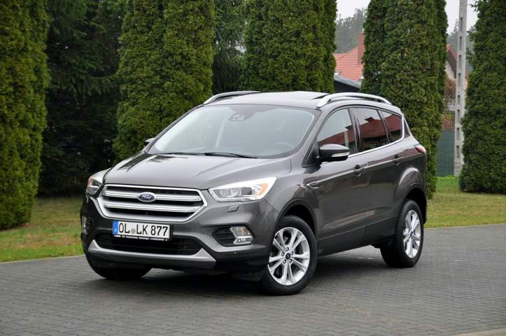 Ford Kuga II facelifting 2017 — zdjęcie 9