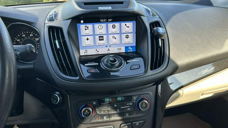 Ford Escape III facelifting 2017 — zdjęcie 8