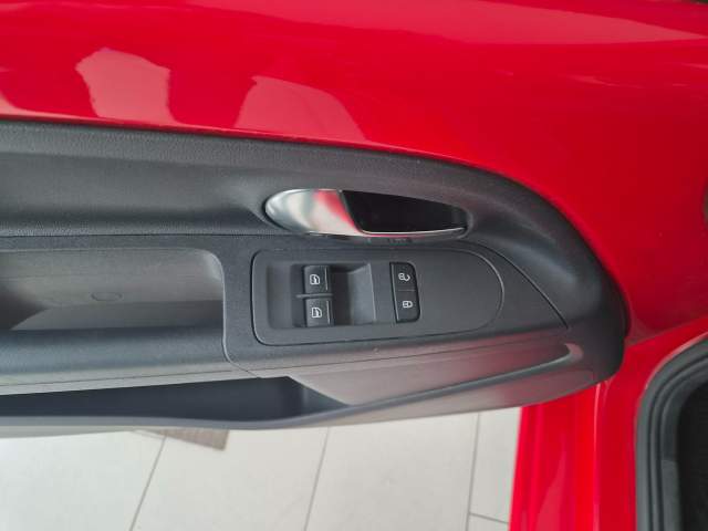 Volkswagen up! I 2015 — zdjęcie 9