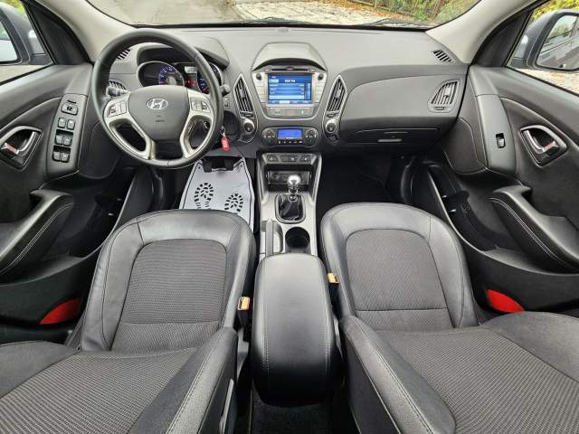 Hyundai ix35 I facelifting 2015 — zdjęcie 8