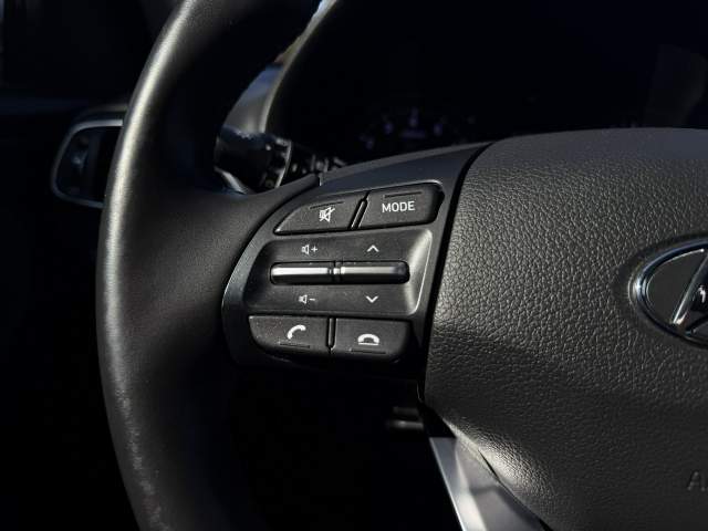 Hyundai i30 III facelifting 2 2022 — zdjęcie 15