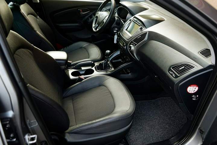 Hyundai ix35 I facelifting 2014 — zdjęcie 21