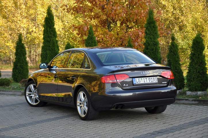 Audi A4 IV (B8) 2011 — zdjęcie 14