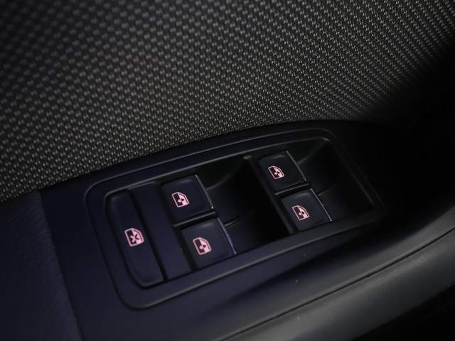 SEAT Ateca I 2017 — zdjęcie 34