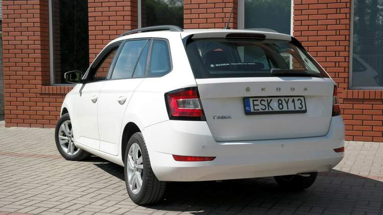 Skoda Fabia III facelifting 2021 — zdjęcie 29