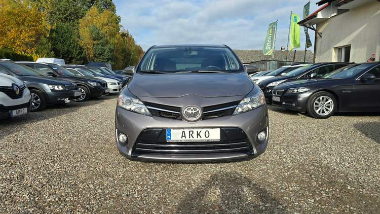 Toyota Verso I facelifting 2014 — zdjęcie 6