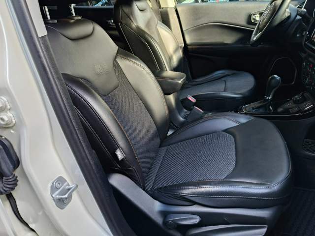 Jeep Compass II 2019 — zdjęcie 16