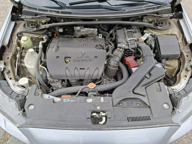 Mitsubishi Lancer X 2009 — zdjęcie 25