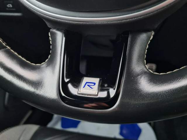 Volvo V60 II 2019 — zdjęcie 22