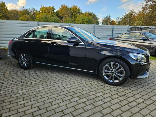 Mercedes-Benz C-Klasa IV (W205) facelifting 2018 — zdjęcie 19