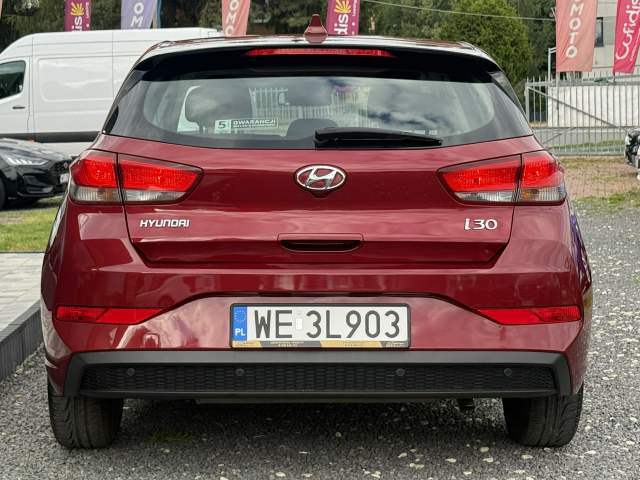 Hyundai i30 III facelifting 2 2021 — zdjęcie 8
