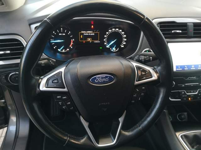 Ford Mondeo V facelifting 2019 — zdjęcie 15