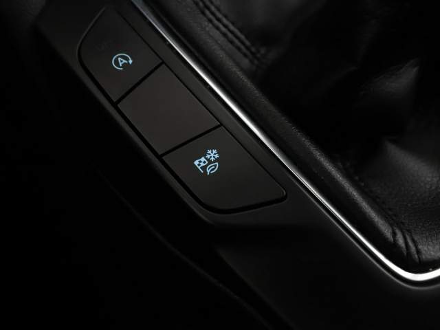 Ford Kuga III 2020 — zdjęcie 30
