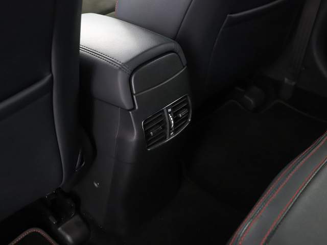 Kia Ceed II facelifting 2017 — zdjęcie 36
