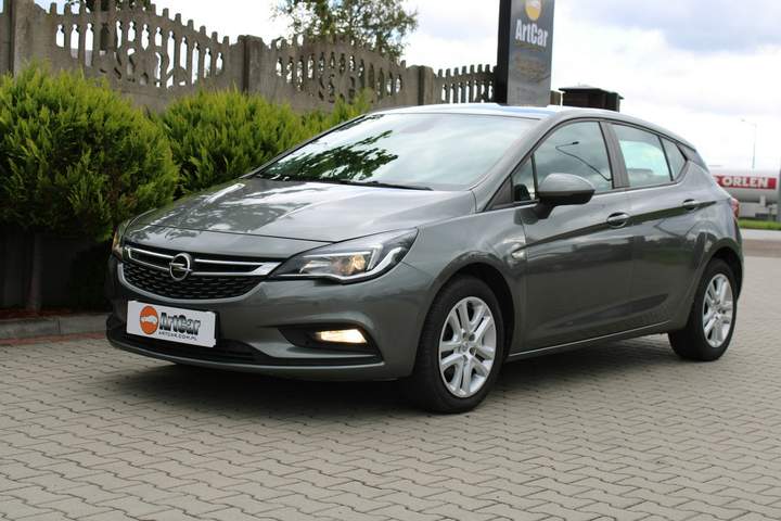 Opel Astra J facelifting 2018 — zdjęcie 13