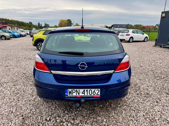 Opel Astra H facelifting 2006 — zdjęcie 15