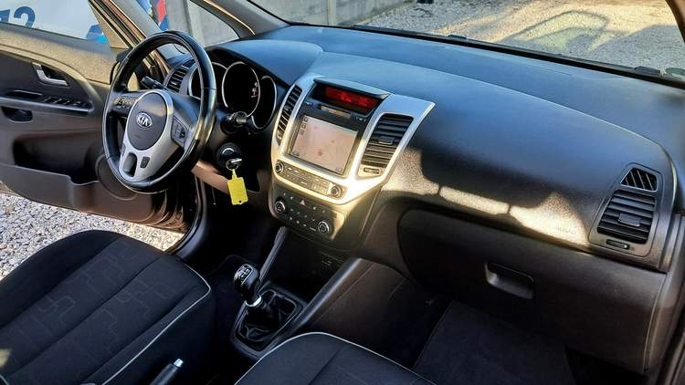 Kia Venga I facelifting 2017 — zdjęcie 15