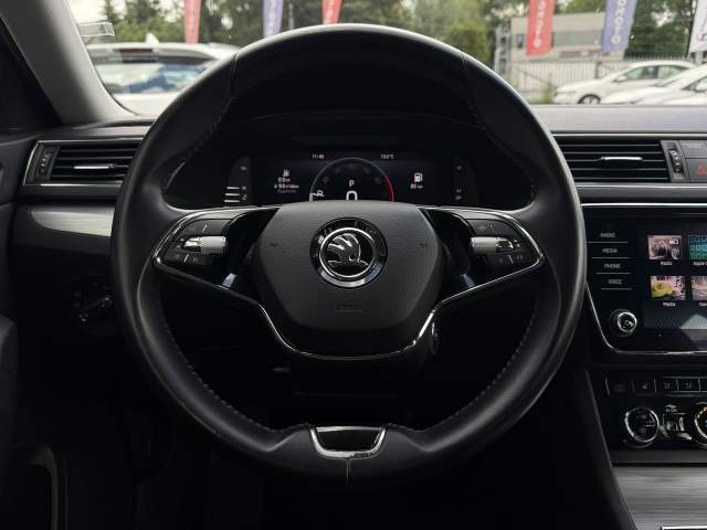 Skoda Superb III facelifting 2021 — zdjęcie 15
