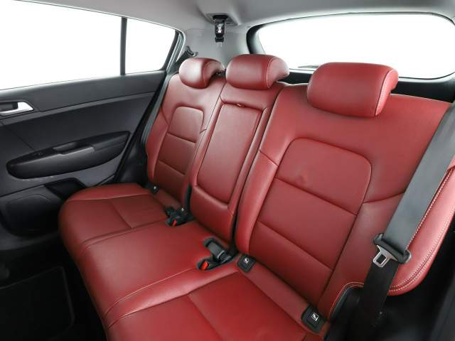 Kia Sportage IV facelifting 2020 — zdjęcie 17