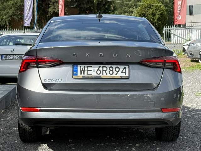 Skoda Octavia III (A7) facelifting 2022 — zdjęcie 7