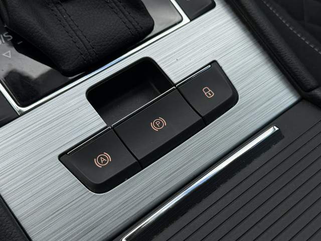 Skoda Superb III facelifting 2021 — zdjęcie 28