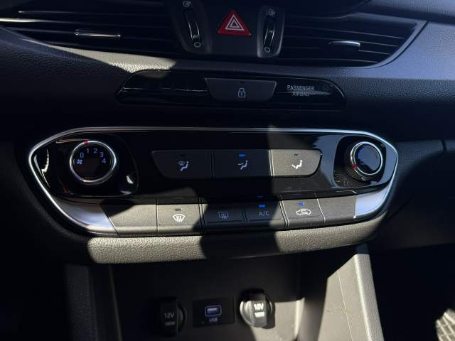 Hyundai i30 III facelifting 2 2022 — zdjęcie 20