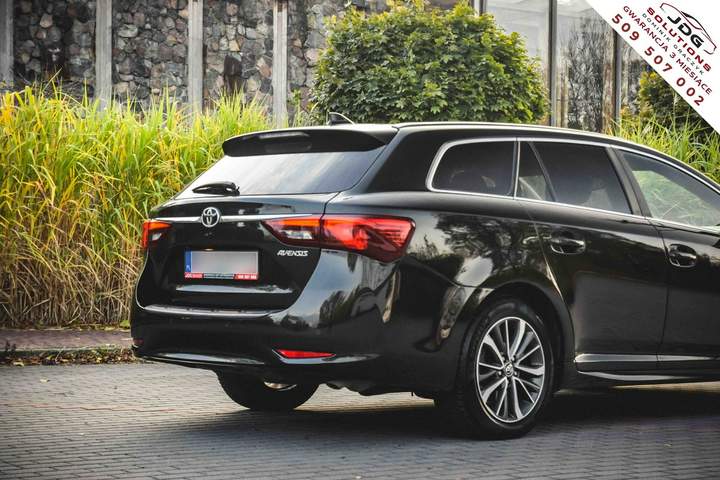 Toyota Avensis III facelifting 2 2017 — zdjęcie 34