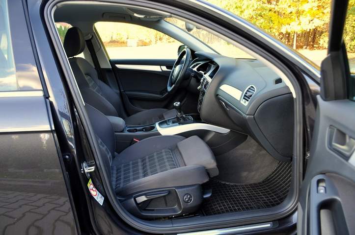 Audi A4 IV (B8) 2011 — zdjęcie 17