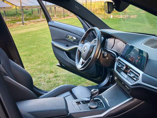 BMW 3 serii VII (G2x) 2021 — zdjęcie 19