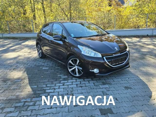 Peugeot 208 I 2013 — zdjęcie 1