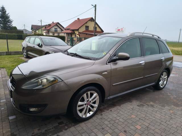 Fiat Croma II facelifting 2010 — zdjęcie 1