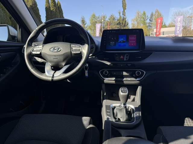 Hyundai i30 III facelifting 2 2022 — zdjęcie 11