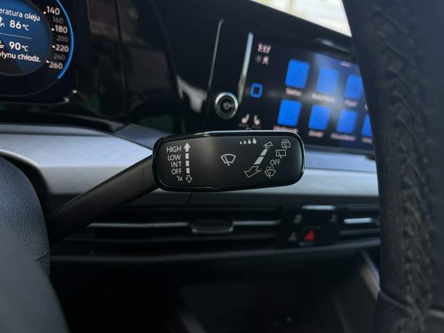Volkswagen Golf VIII 2021 — zdjęcie 20