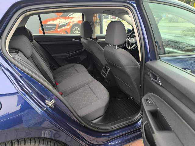 Volkswagen Golf VIII 2022 — zdjęcie 23