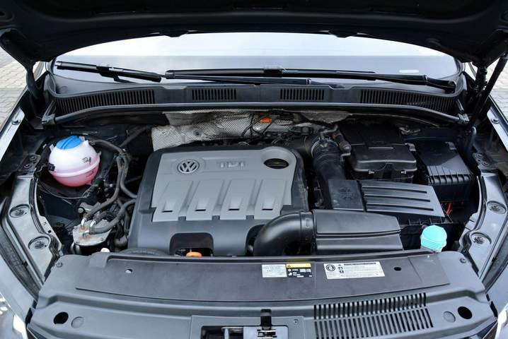 Volkswagen Sharan II 2013 — zdjęcie 38