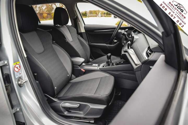 Skoda Octavia III (A7) facelifting 2022 — zdjęcie 25