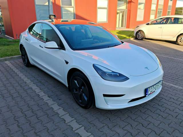 Tesla Model 3 I 2023 — zdjęcie 2