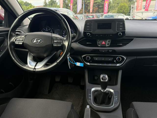 Hyundai i30 III facelifting 2 2021 — zdjęcie 13