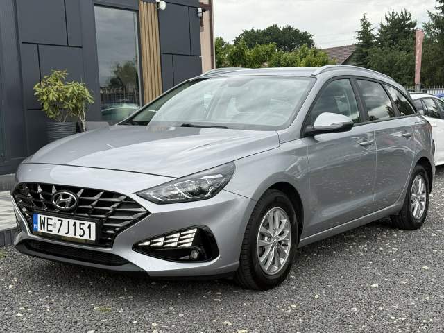 Hyundai i30 III facelifting 2 2022 — zdjęcie 5