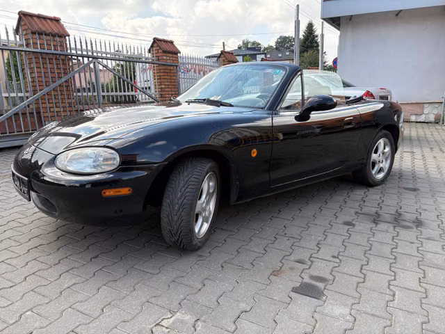 Mazda MX-5 I (NA) 1997 — zdjęcie 2