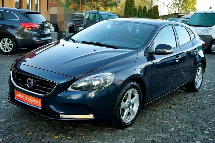 Volvo V40 II 2015 — zdjęcie 9
