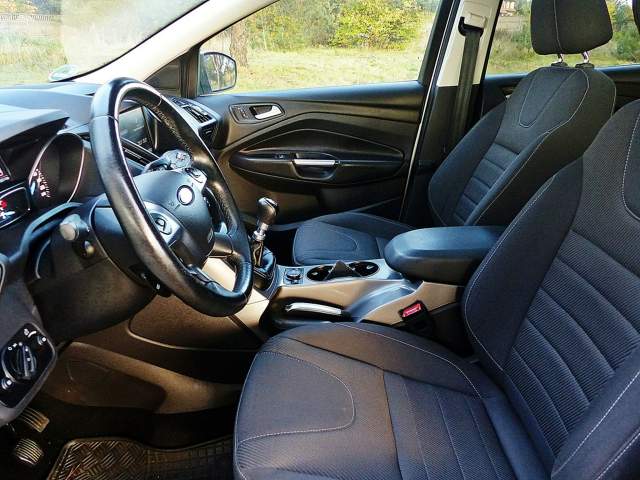 Ford Kuga II facelifting 2016 — zdjęcie 19