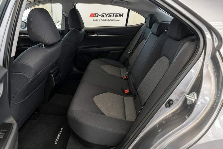 Toyota Camry VIII (XV70) 2021 — zdjęcie 7