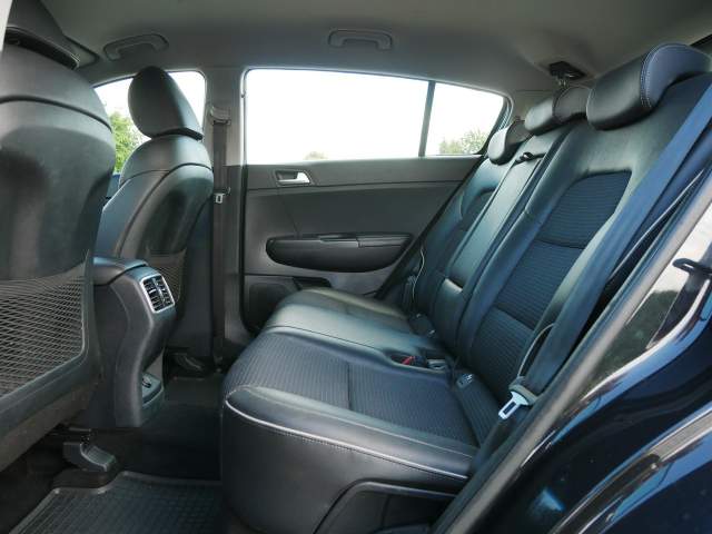 Kia Sportage IV facelifting 2018 — zdjęcie 12