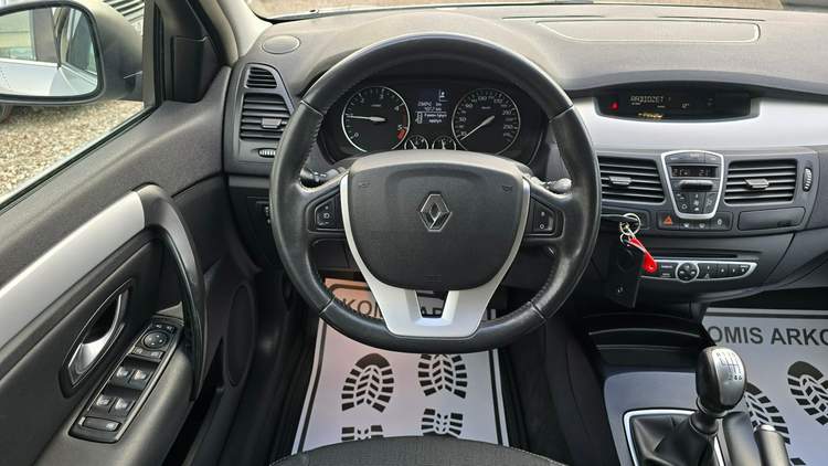 Renault Laguna III 2008 — zdjęcie 12