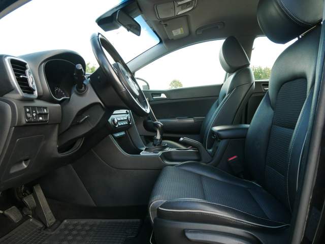 Kia Sportage IV facelifting 2018 — zdjęcie 11