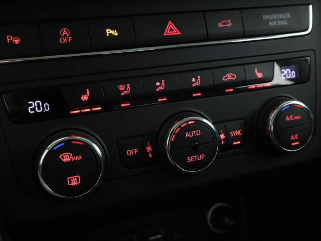 SEAT Ateca I 2018 — zdjęcie 30