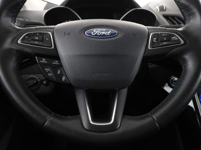 Ford Kuga II facelifting 2019 — zdjęcie 21