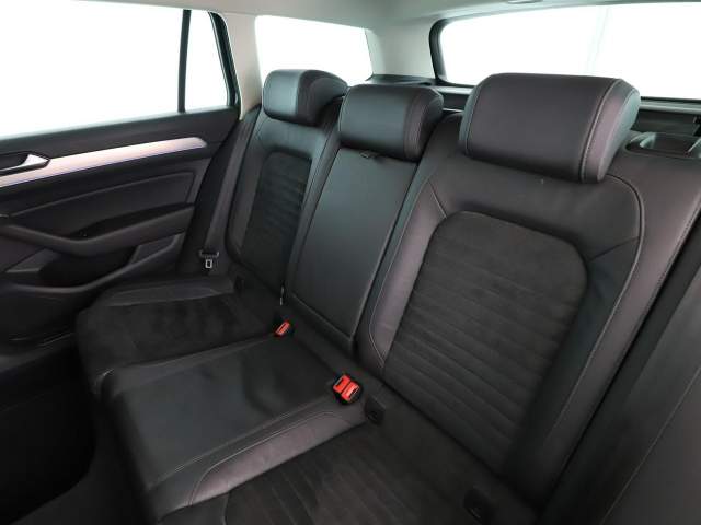 Volkswagen Passat B8 2017 — zdjęcie 18