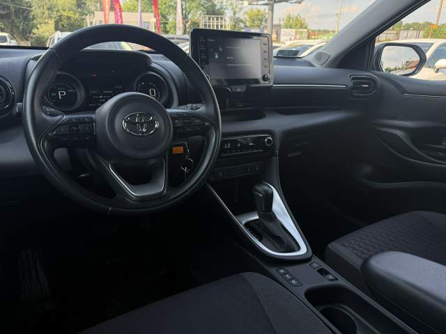Toyota Yaris IV 2022 — zdjęcie 14
